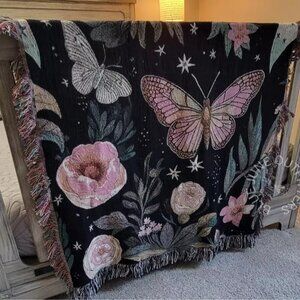 WITCH'S NIGHT GARDEN | WOVEN THROW BLANKET